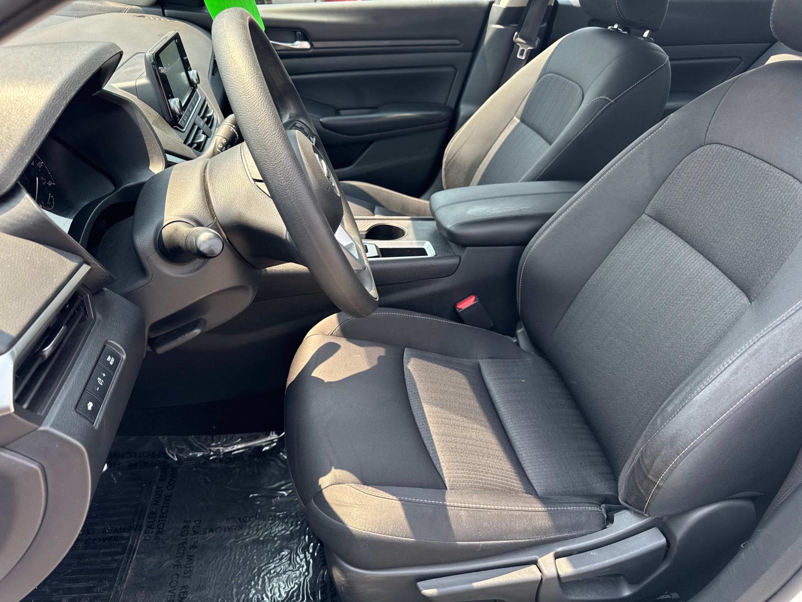 2021 Nissan Altima 2.5 S photo 16