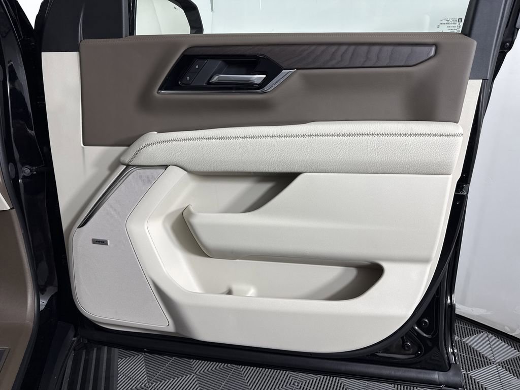 2025 Gmc Yukon Denali photo 11