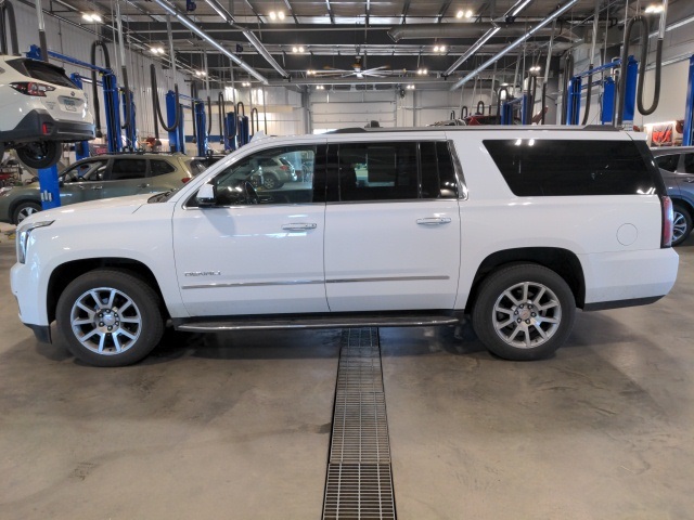 2019 Gmc Yukon XL Denali photo 4