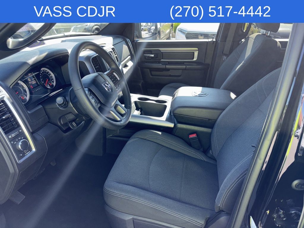 2023 Ram 1500 SLT photo 16
