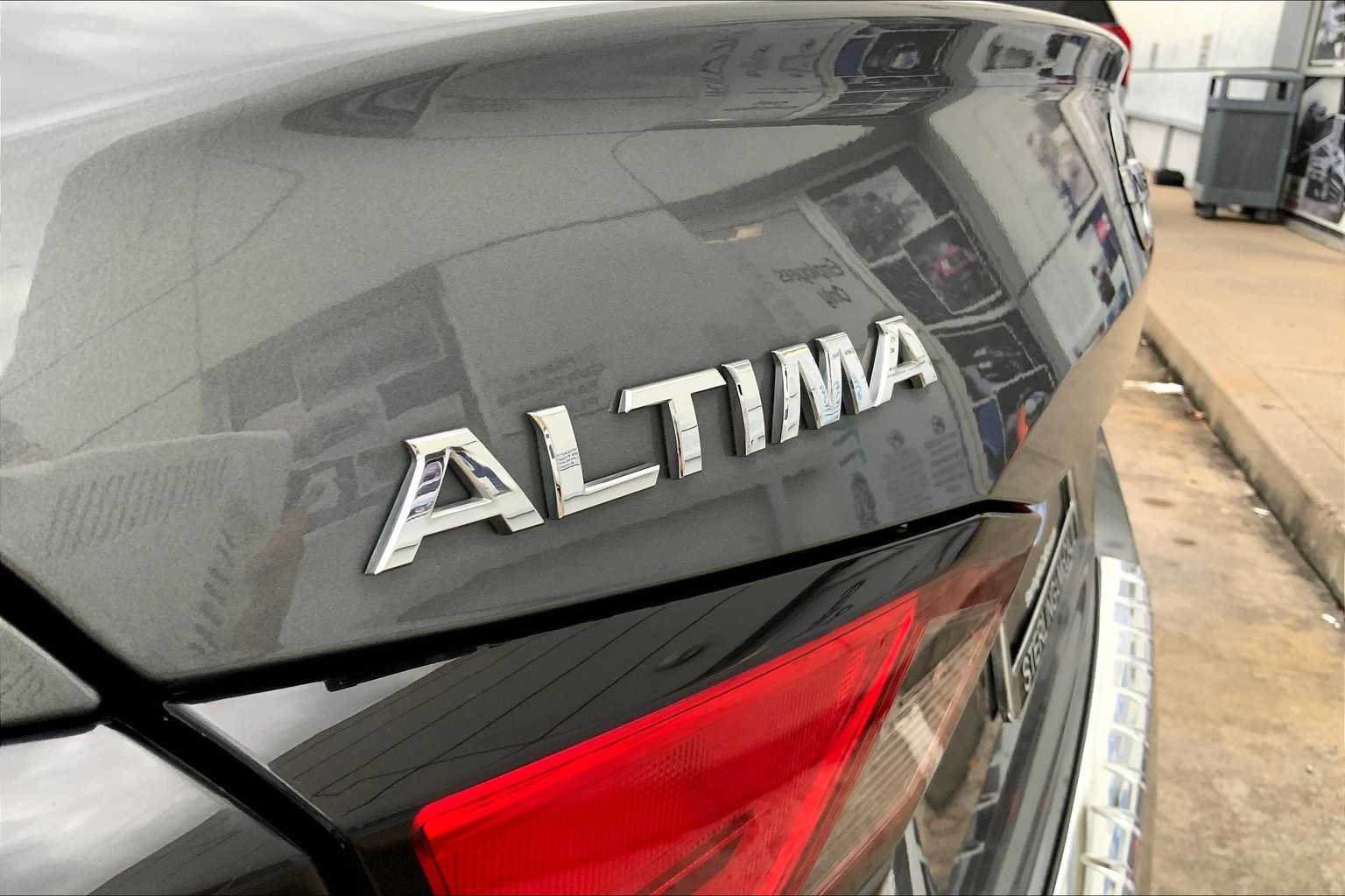 2021 Nissan Altima 2.5 SV photo 27