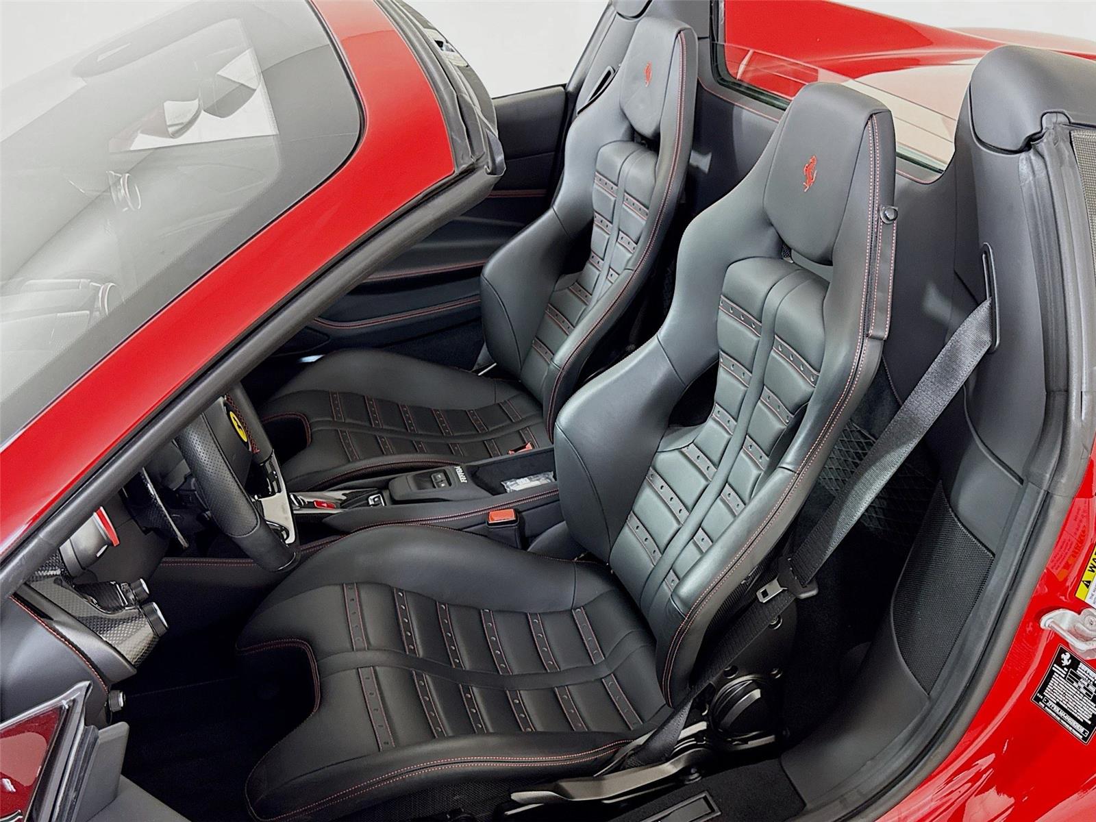 2022 Ferrari F8 Spider photo 10
