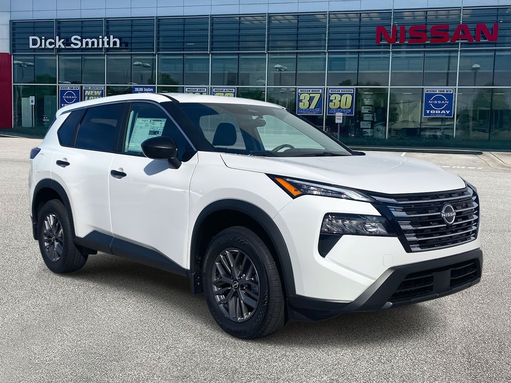 2026 Nissan Rogue S's photo