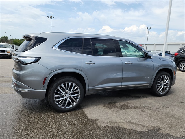 2026 Buick Enclave Avenir photo 2