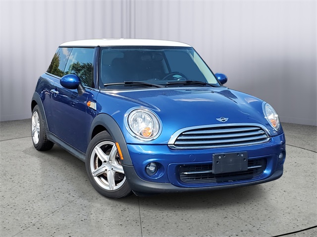 2013 Mini Cooper Base photo 2