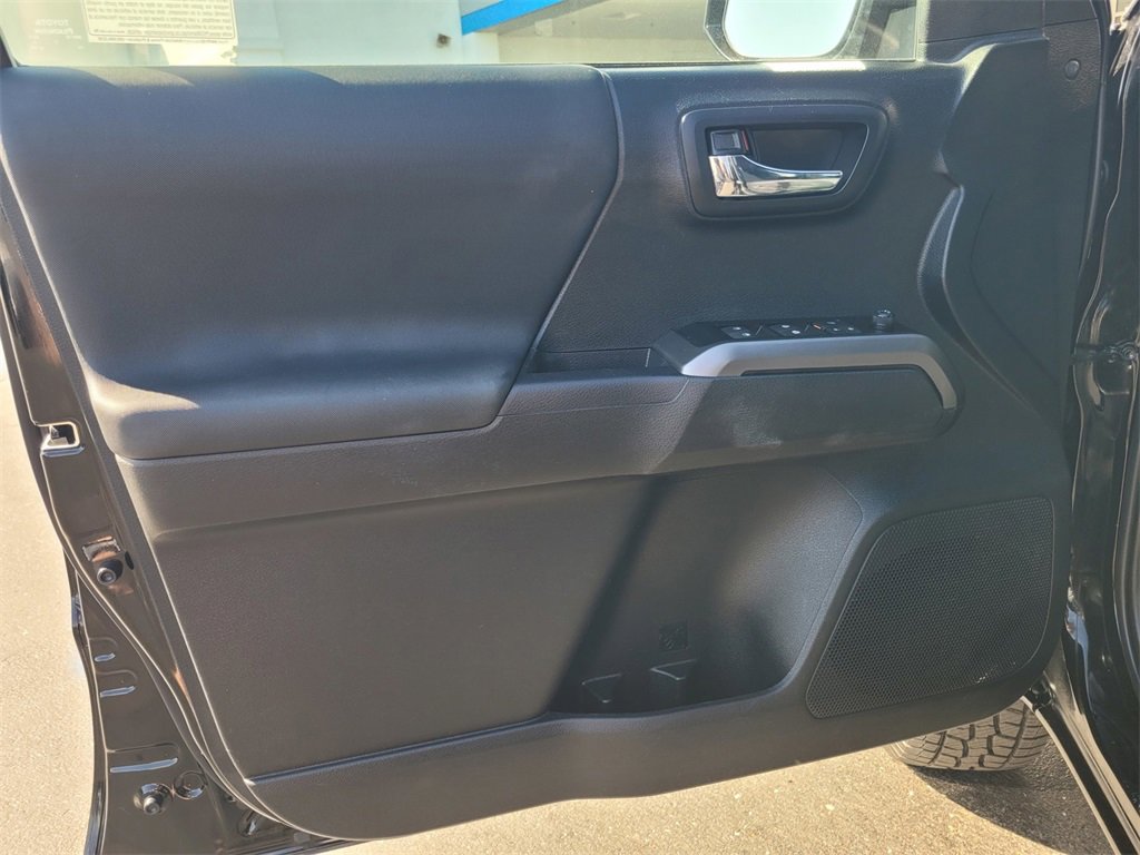 2023 Toyota Tacoma SR photo 15