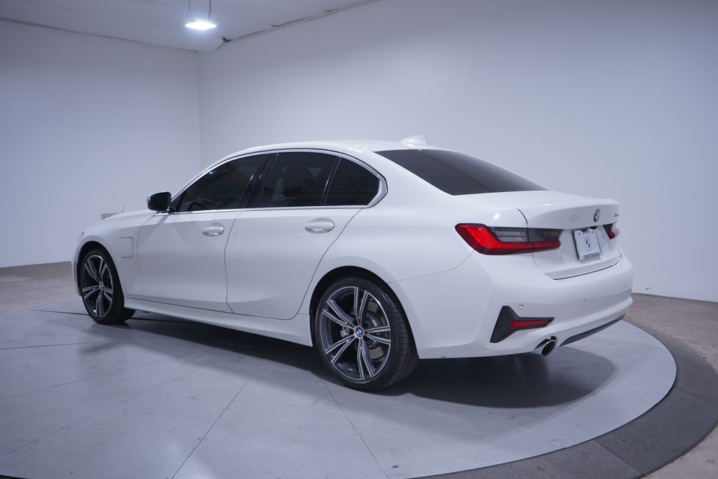 2021 Bmw 330e 3-Series photo 3
