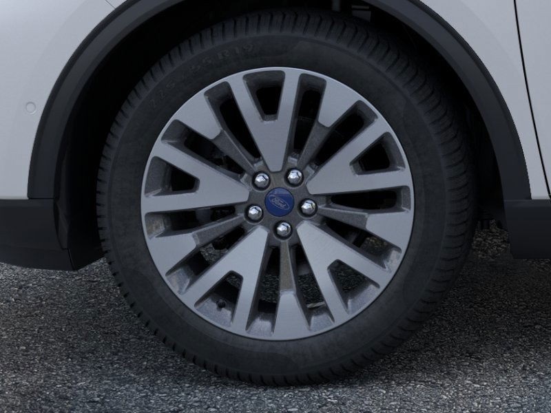 2022 Ford Escape Titanium photo 18