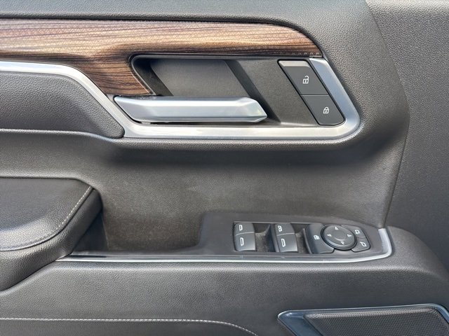 2022 Chevrolet Silverado 1500 LT photo 11
