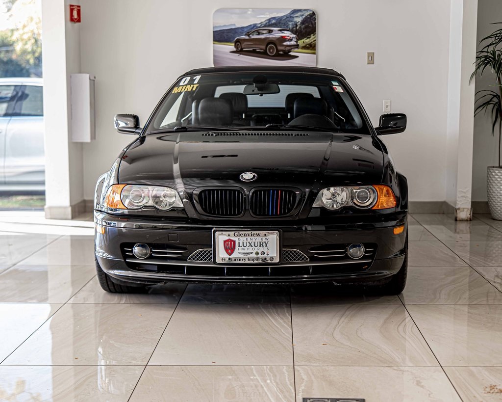 2001 BMW 330CI - Image 2