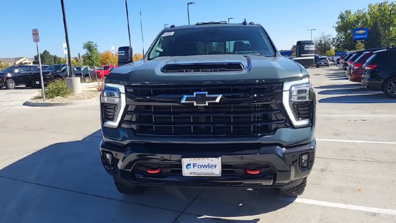 2026 Chevrolet Silverado 2500HD LTZ photo 3