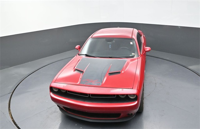 2016 Dodge Challenger SXT Plus photo 16