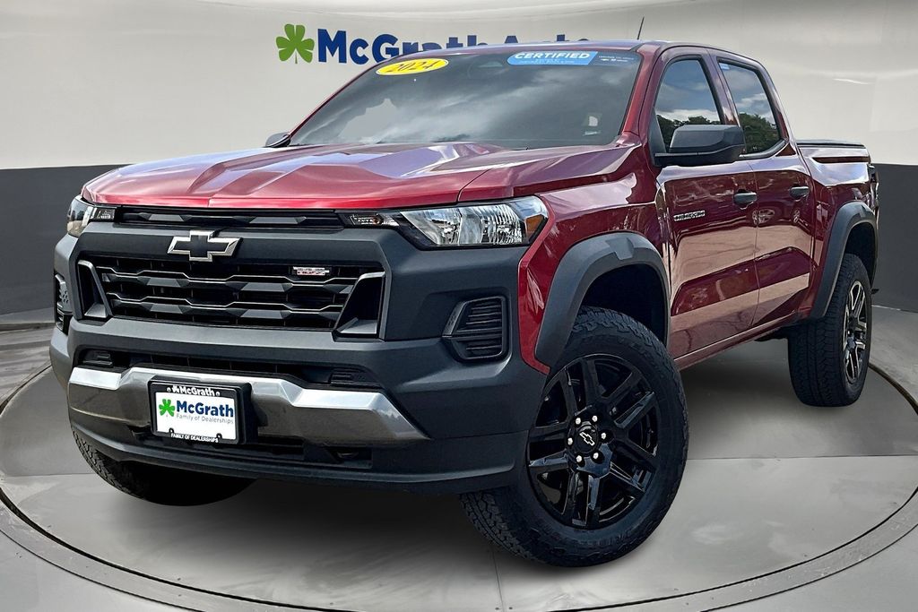 2024 Chevrolet Colorado Trail Boss photo 3