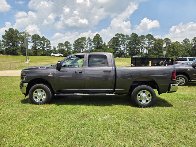 2025 Ram 2500 Tradesman photo 2