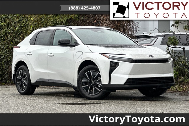 2026 Toyota bZ XLE's photo