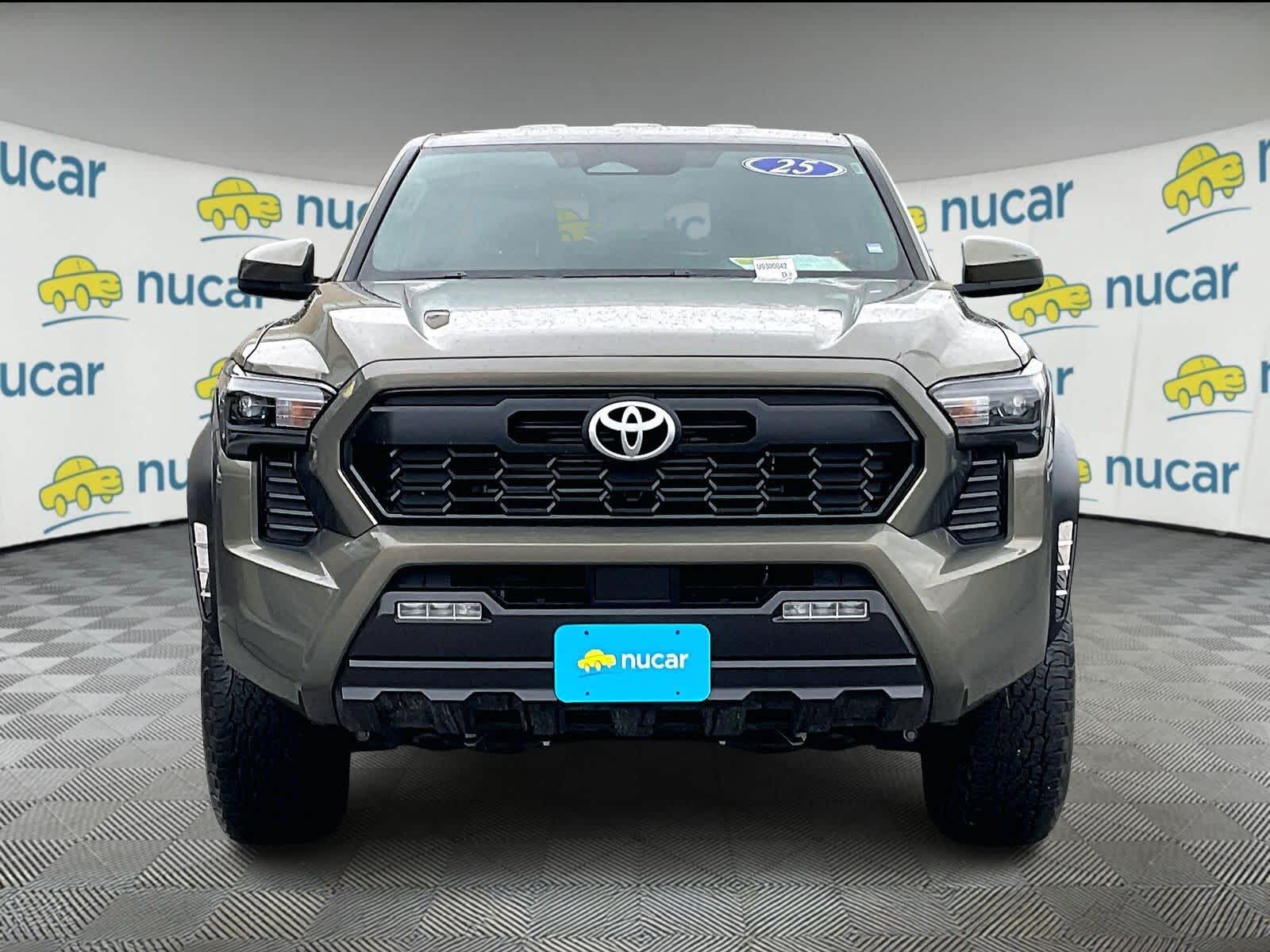 2025 Toyota Tacoma TRD photo 2