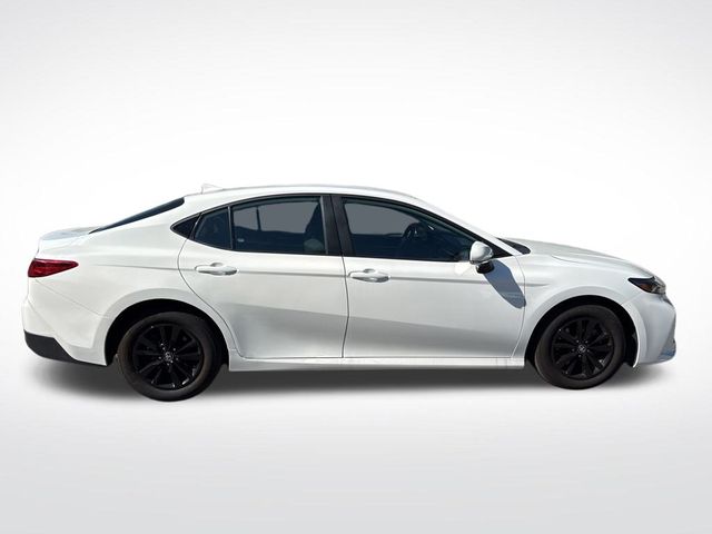 2025 Toyota Camry XLE photo 2