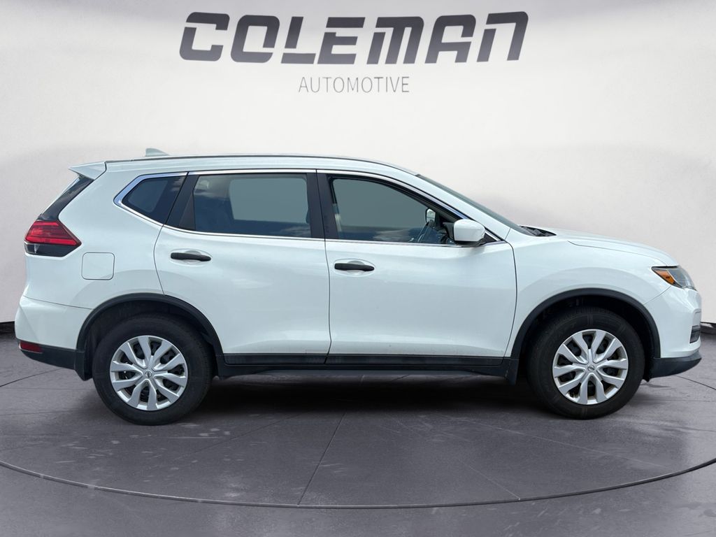 2017 Nissan Rogue S photo 6