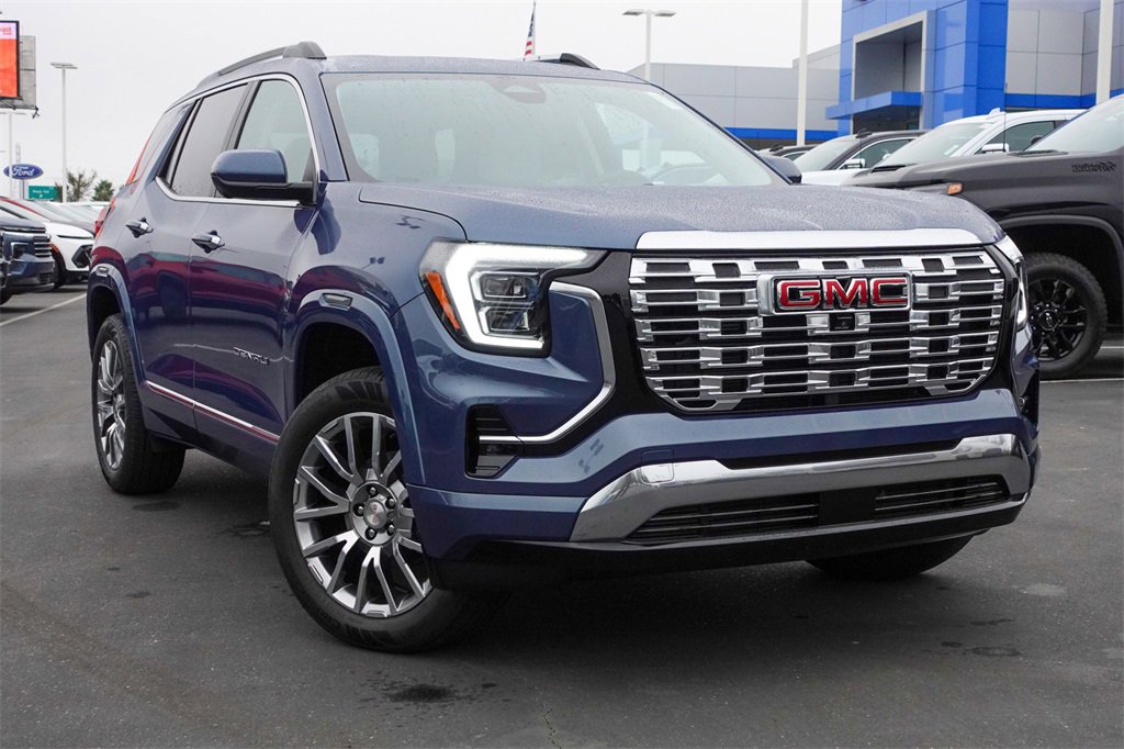 2026 GMC Terrain Denali's photo