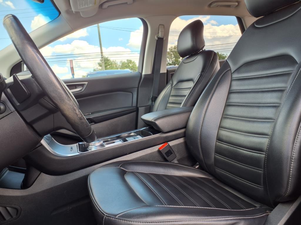 2019 Ford Edge SEL photo 20