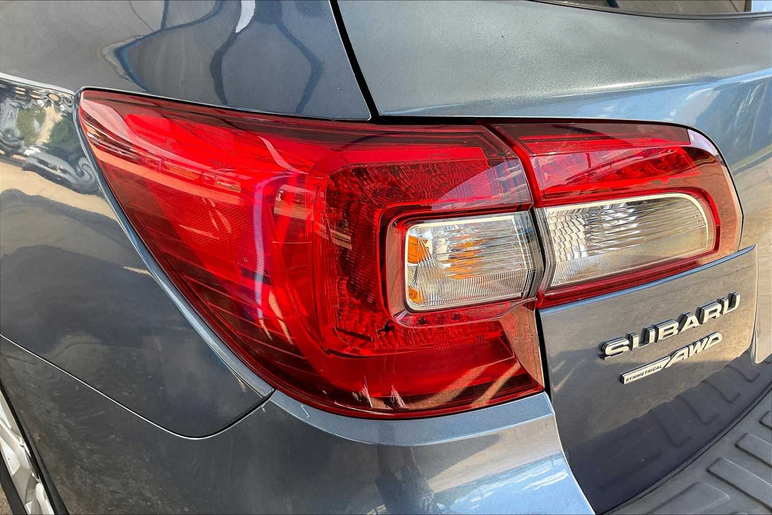 2017 Subaru Outback Premium photo 27