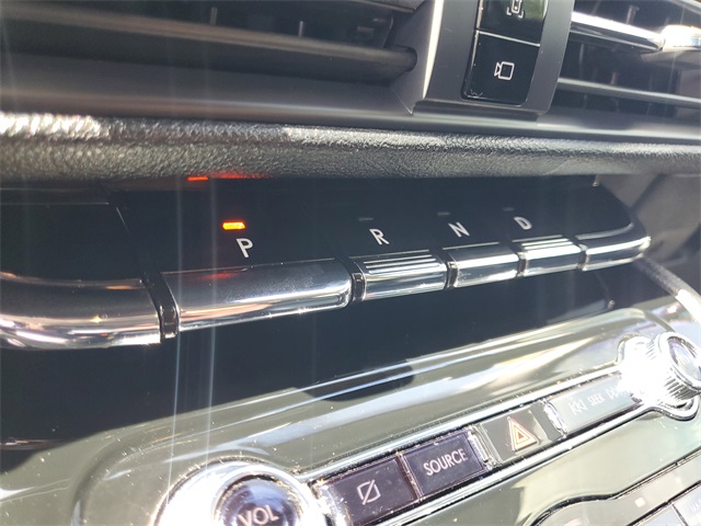 2021 Lincoln Corsair Standard photo 21