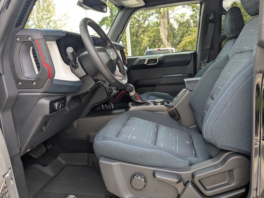 2025 Ford Bronco Heritage First Edition photo 20
