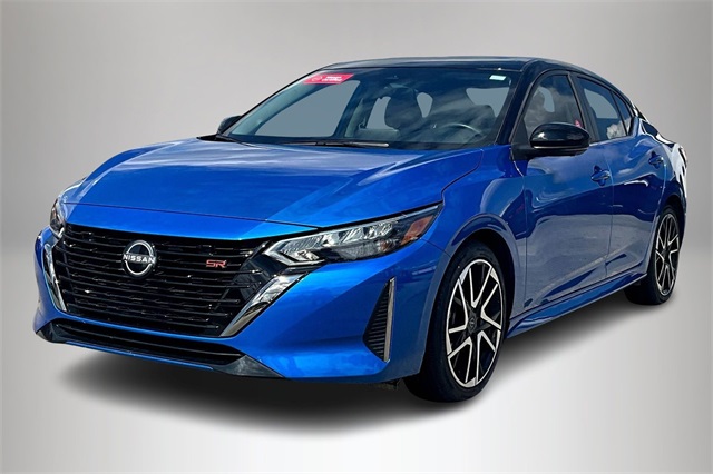 2024 Nissan Sentra SR photo 2