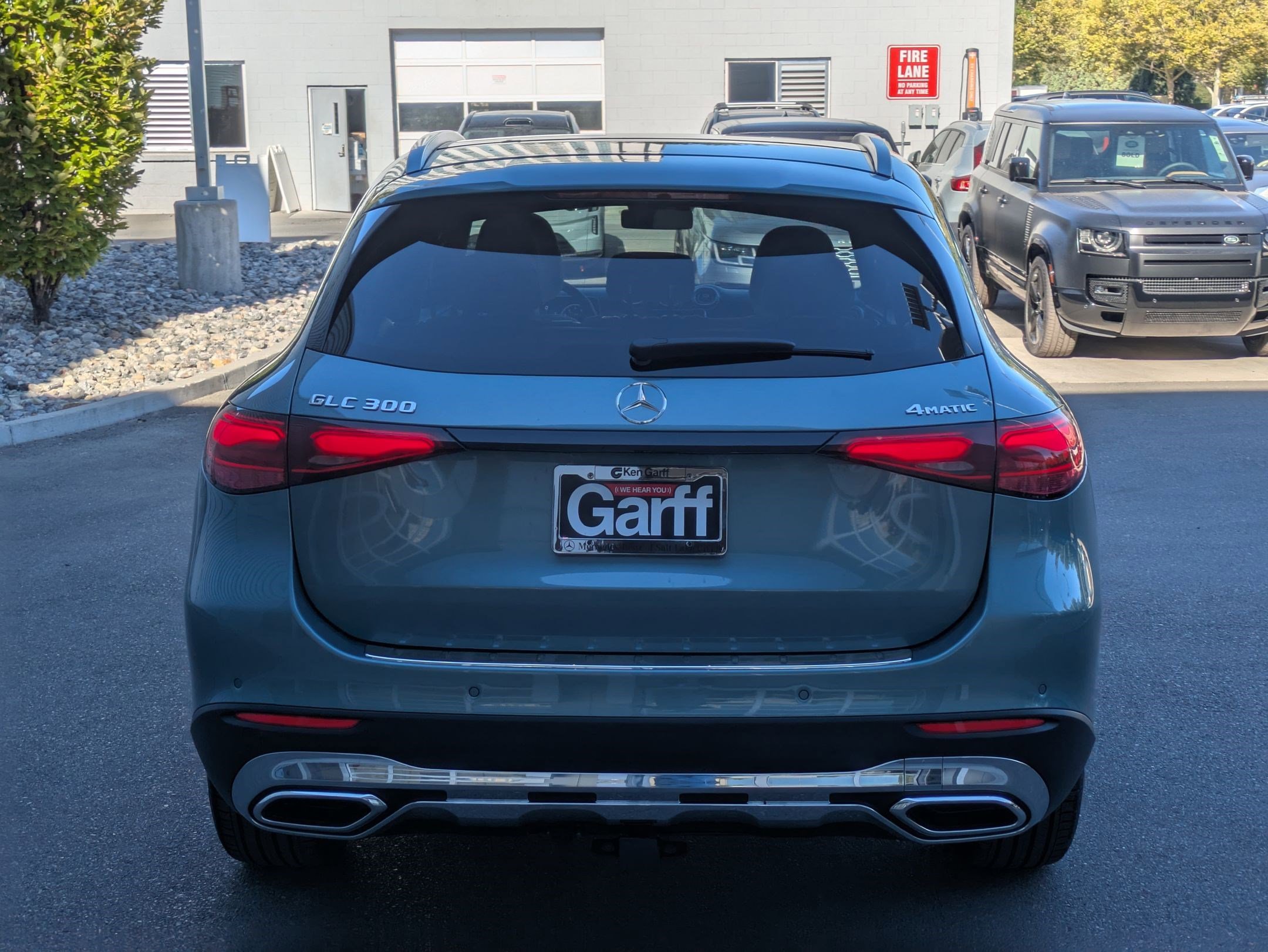 2026 Mercedes Benz GLC 300 4MATIC photo 4
