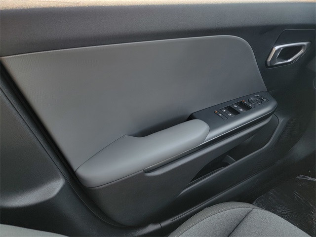2025 Kia K4 LXS photo 29