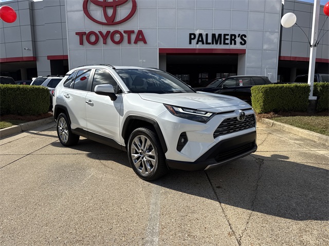 2023 Toyota RAV4 Limited's photo