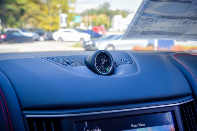 2024 Maserati Levante GT photo 34