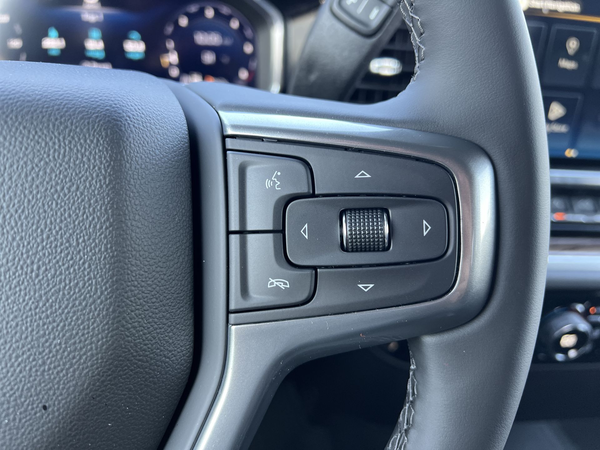 2026 Chevrolet Silverado 1500 RST photo 18