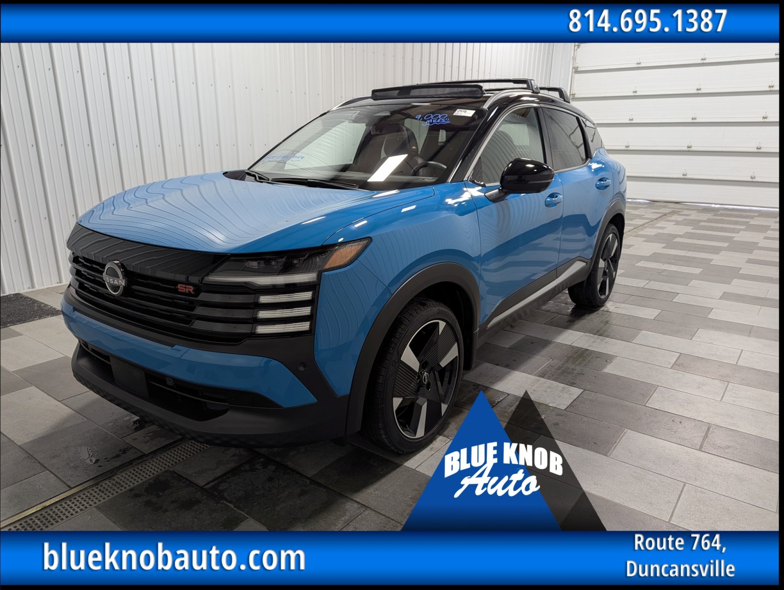 2025 Nissan Kicks SR's photo