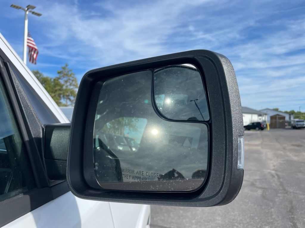 2026 Ram 1500 Laramie photo 9