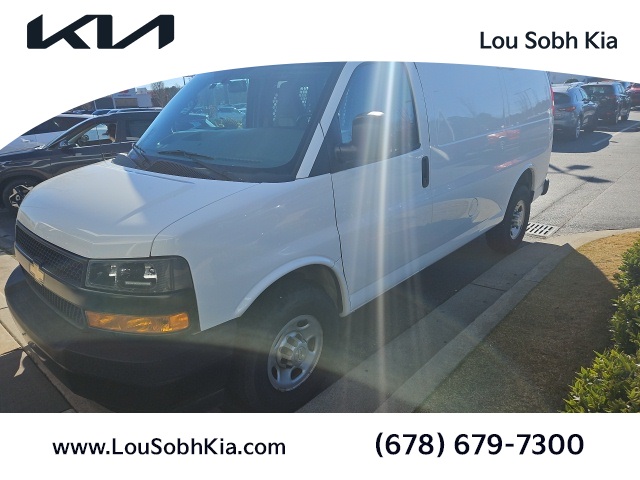 2020 Chevrolet Express Cargo Work Van's photo