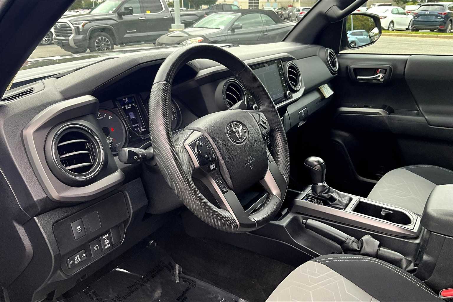 2020 Toyota Tacoma TRD 4x4 Double Cab V6 photo 15
