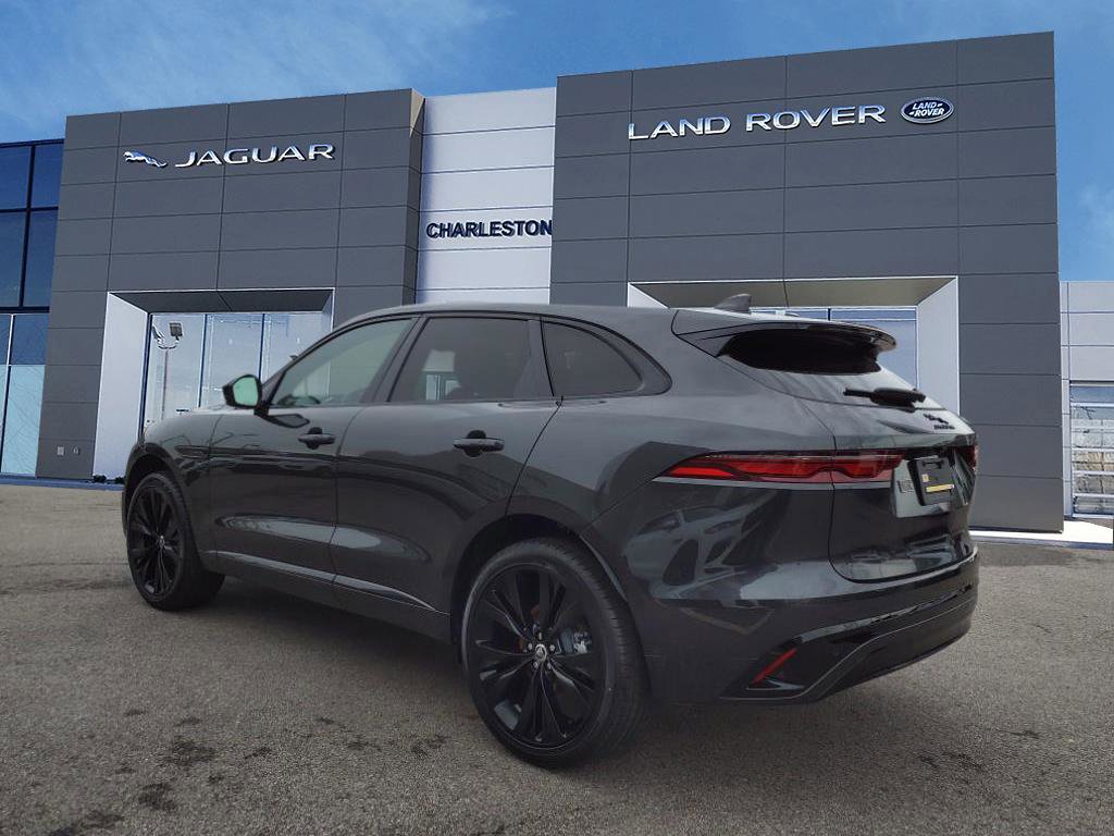 2025 Jaguar F-PACE R-Dynamic S photo 3