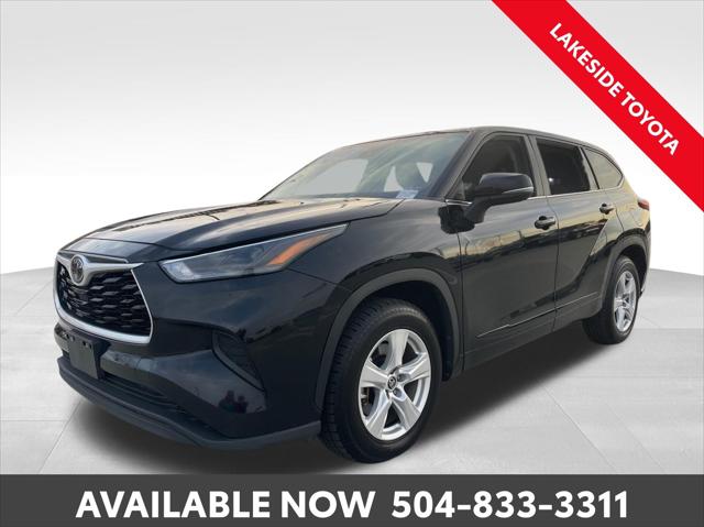 2023 Toyota Highlander L's photo