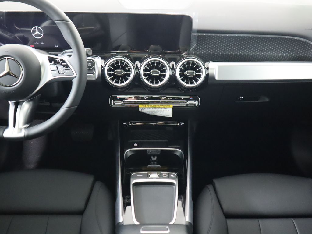 2025 Mercedes Benz EQB 350 4MATIC photo 13