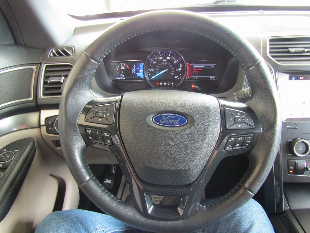 2019 Ford Explorer XLT photo 24