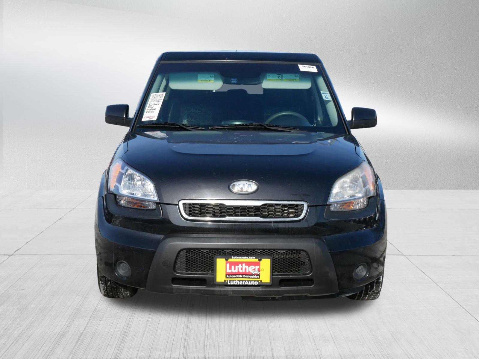 Used 2011 Kia Soul Base with VIN KNDJT2A25B7203905 for sale in Brooklyn Center, Minnesota