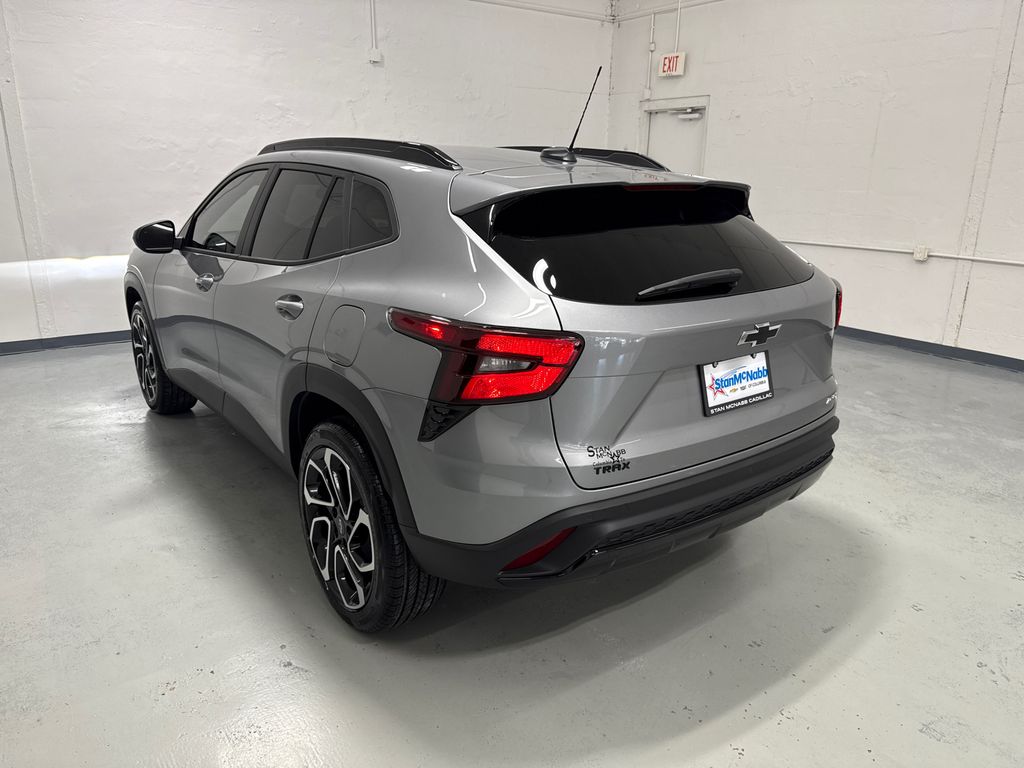 2025 Chevrolet Trax photo 6