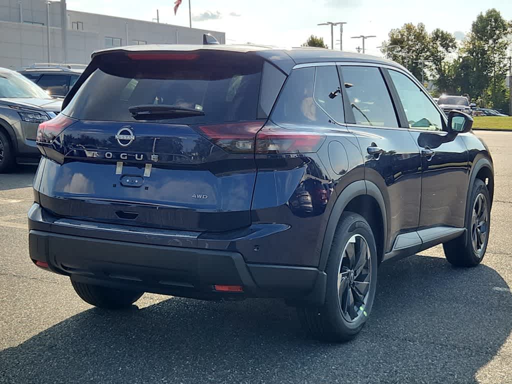 2026 Nissan Rogue SV AWD photo 3