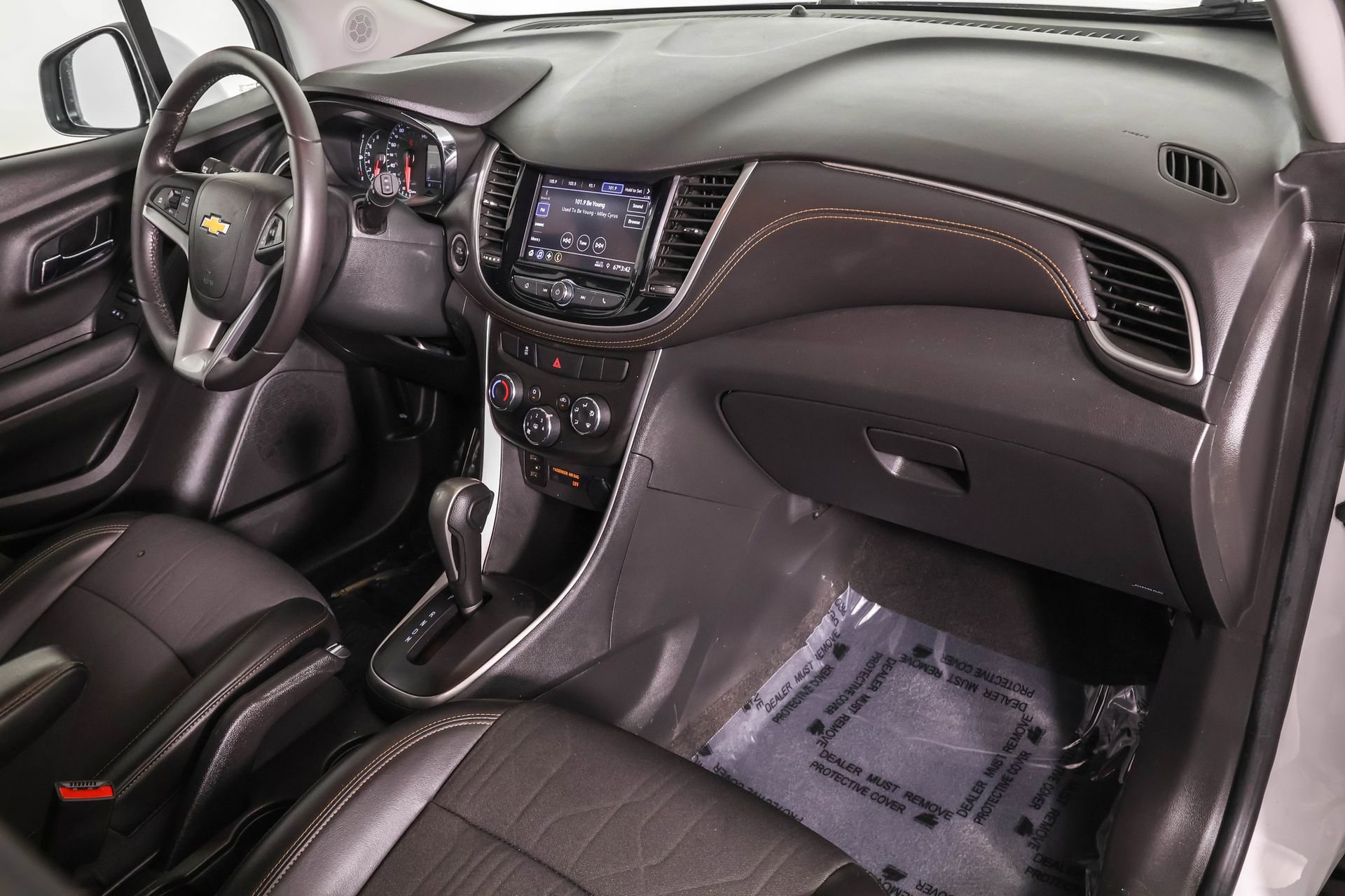 2020 Chevrolet Trax LT photo 32