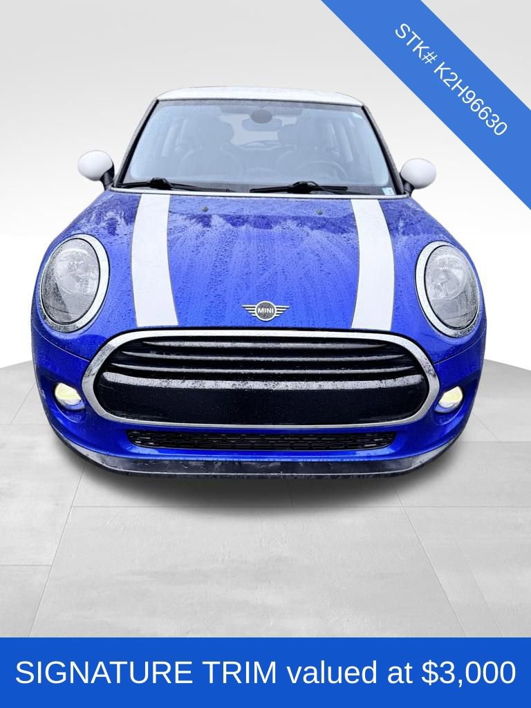 2019 Mini Cooper 2 Door Hardtop Signature photo 2
