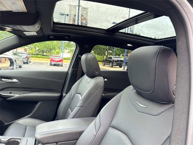 2025 Cadillac XT4 Sport photo 11