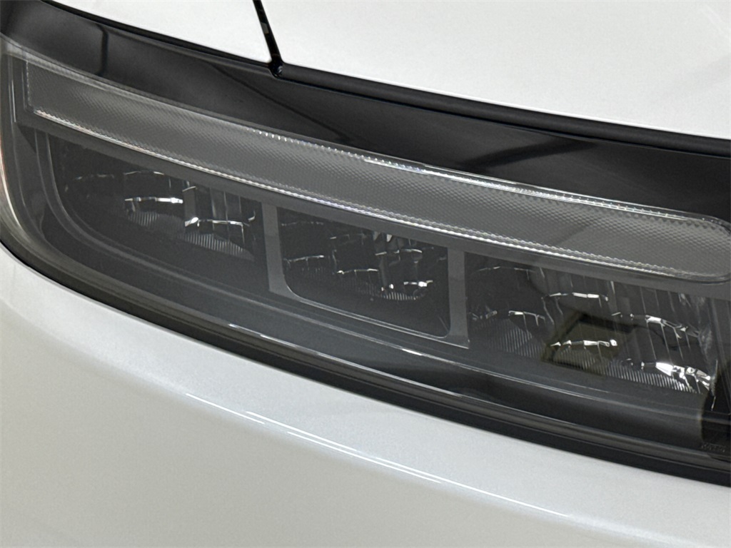 2025 Honda Prologue Touring photo 4