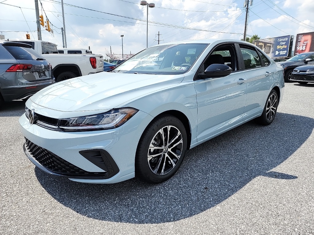 2025 Volkswagen Jetta Sport's photo