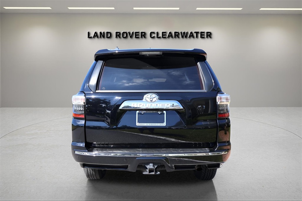 2017 Toyota 4Runner Limited photo 4